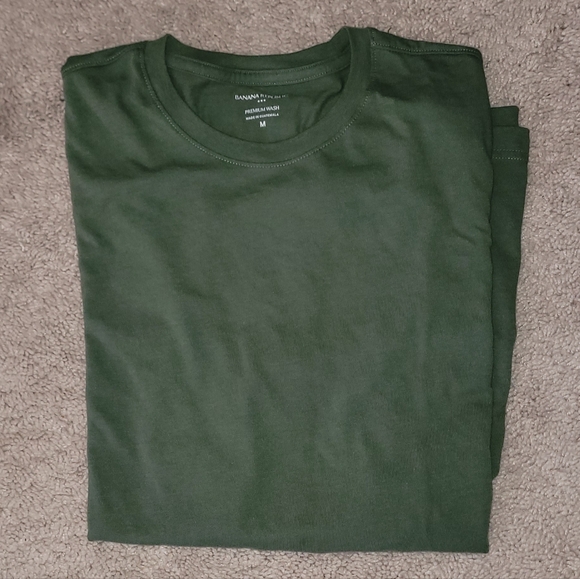 Banana Republic Other - Banana Republic Dark Green Short Sleeve Tee, Premium Wash, M Size